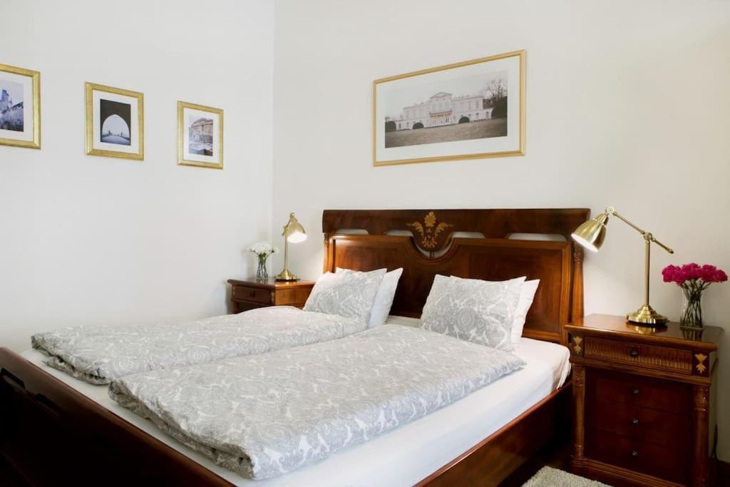 Rhythm And Style In Prague City Center Andel Apartment Exterior photo